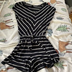 romper from billabong, size xs